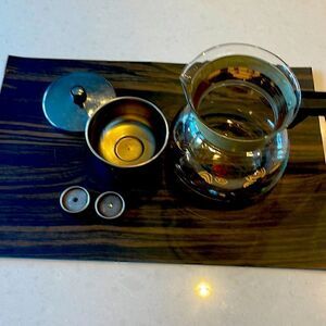 Jet-o-matic. Flameproof coffee carafe with accessories. Vintage, modern design.